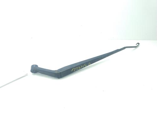 Used Front windshield wiper arm TOYOTA AVENSIS (_T25_) 2.0 D-4D (ADT250_, ADT250R) (126 hp) 25870169