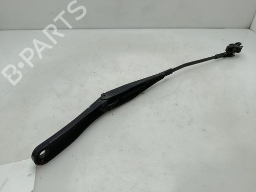 Used Front windshield wiper arm OPEL ASTRA H (A04) [2004-2014]  29348224