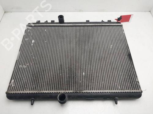 Used Water radiator Water radiator PEUGEOT 5008 (0U_, 0E_) [2009-2017] 40076858 40076858