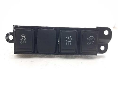 Switch NISSAN JUKE (F15) 1.5 dCi | BP5935589I30 