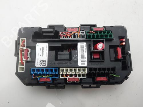 Used Fuse box Fuse box 37435829 37435829