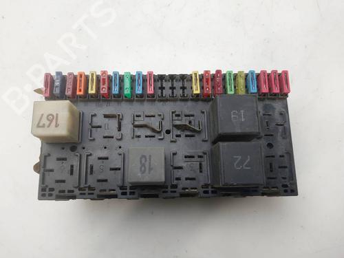 Used Fuse box Fuse box 38562813 38562813