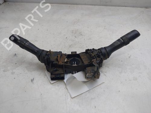 Used Steering wheel controls TOYOTA HILUX VII Pickup (_N1_, _N2_, _N3_) 2.5 D-4D (KUN15_, KUN15R) (120 hp) 32428038