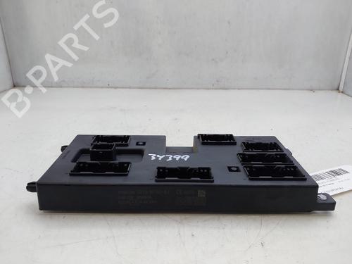 Fuse box JAGUAR XE (X760) 2.0 D | BP18073051E1