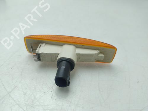 Right side indicator LAND ROVER DISCOVERY III (L319) 2.7 TD 4x4 | BP28089083I19 