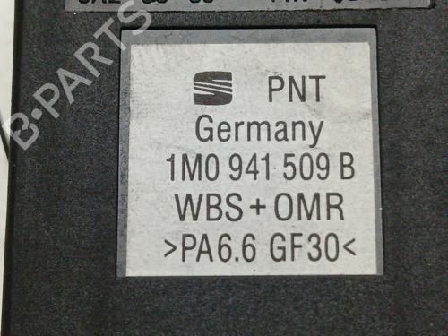 Warning switch SEAT LEON (1M1)  | BP29822612I22 