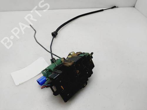 Vergrendeling rechts voor VW POLO IV (9N_, 9A_) 1.4 16V (75 hp) 30655964