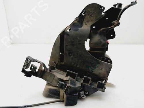 Højre bagtil lås VOLVO V50 (545) 2.0 D (136 hp) 31375657