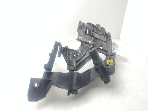 Høyre frontlyktstøtte AUDI A4 B8 (8K2) 2.0 TDI quattro (143 hp) 30055221