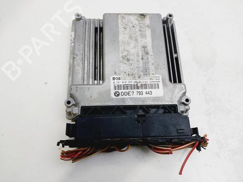 Used Engine control unit (ECU) BMW 3 Compact (E46) 320 td (150 hp) 18832313