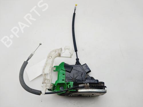 hyre-foran-las-kia-carens-iv-2013-32232015 main image