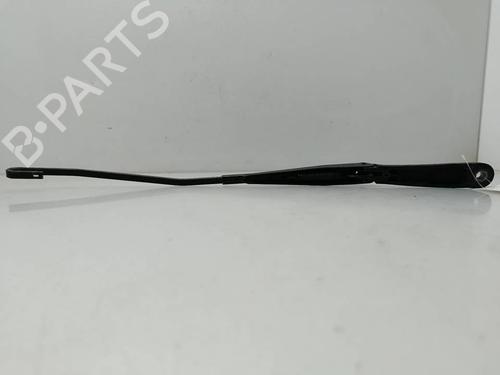 Used Front windshield wiper arm Front windshield wiper arm 39450711 39450711