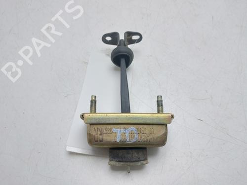 Used Hinge/Door check strap Hinge/Door check strap 37262143 37262143