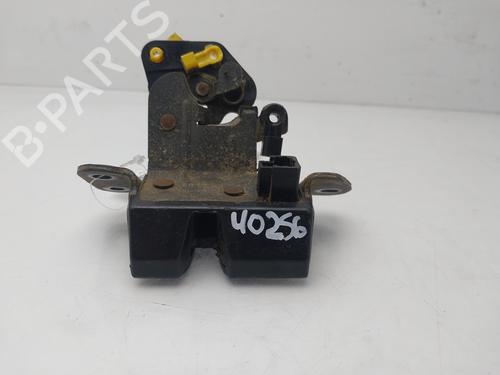 Used Tailgate lock CHEVROLET CAPTIVA (C100, C140) 2.0 D (150 hp) 30831466