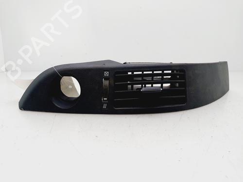 Used Air vent TOYOTA COROLLA Verso (ZER_, ZZE12_, R1_) 2.2 D-4D (AUR10_, AUR10R) (136 hp) 29600565