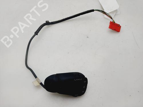 switch-renault-megane-i-classic-la01_-1996-1997-1998-1999-2000-2001-2002-2003-2004-2005-2006-2007-2008-31881777 main image