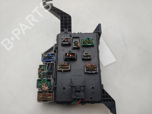 fuse-box-ford-mondeo-iii-b5y-2000-2001-2002-2003-2004-2005-2006-2007-34173974 main image