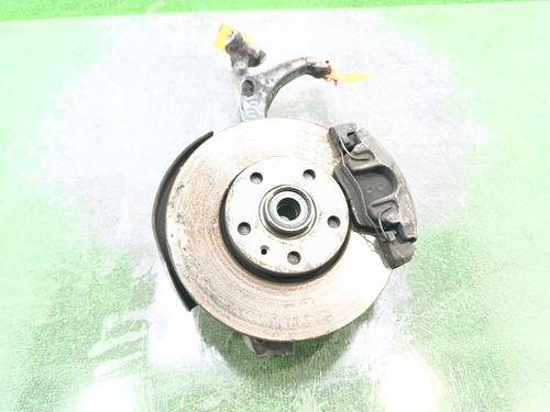 Right front steering knuckle VW PASSAT B5.5 (3B3) 1.9 TDI | BP26971068M26 
