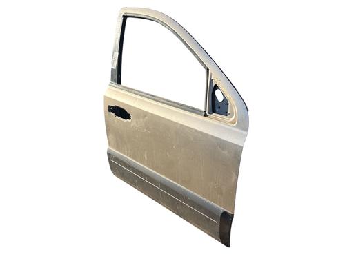 Right front door KIA SORENTO I (JC) 2.5 CRDi | BP24571645C3 