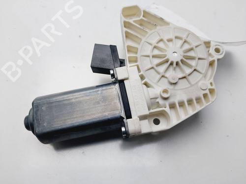 Used Right front window motor Right front window motor MERCEDES-BENZ B-CLASS Sports Tourer (W245) [2005-2011] 32696021 32696021