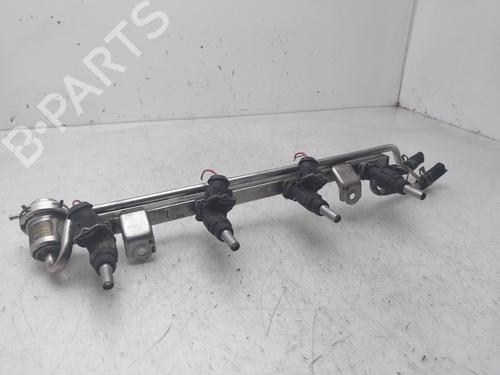 Used Injection rail AUDI TT Roadster (8N9) 1.8 T (180 hp) 32411060