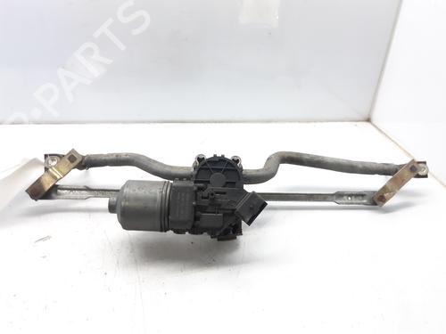 Used Front wiper motor RENAULT CLIO II (BB_, CB_) 1.2 (BB0A, BB0F, BB10, BB1K, BB28, BB2D, BB2H, CB0A,... (58 hp) 7731482