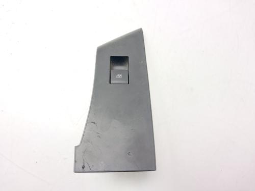 Used Right front window switch Right front window switch OPEL ASTRA J Saloon 1.6 CDTi (69) (110 hp) 33238946 33238946