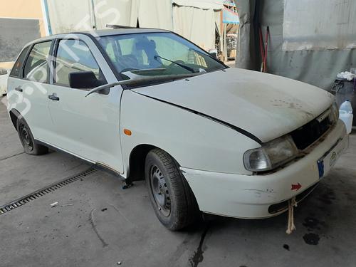 Left headlight SEAT IBIZA II (6K1) 1.9 D | BP12526596C28 