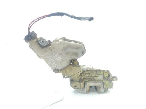 Front right lock NISSAN SERENA (C23) 2.3 D | BP23071754C97 