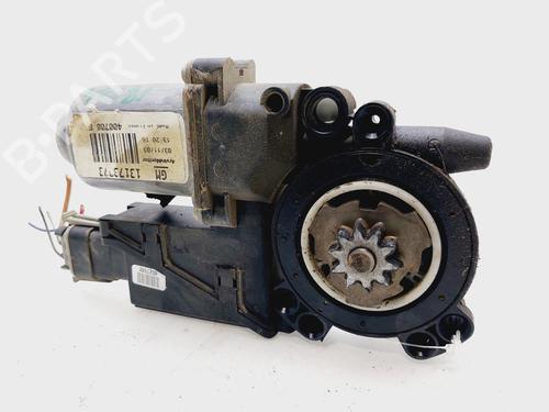 Left front window motor OPEL CORSA C (X01) 1.0 (F08, F68) | BP30609468E21