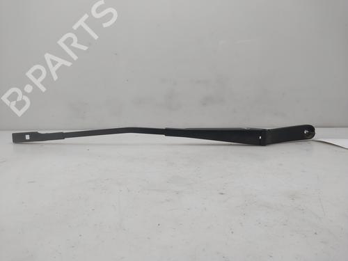 Used Front windshield wiper arm Front windshield wiper arm 38156717 38156717