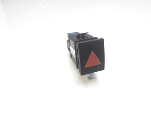 Used Warning switch VW POLO (9N_, 9A_) 1.4 TDI (70 hp) 12410860