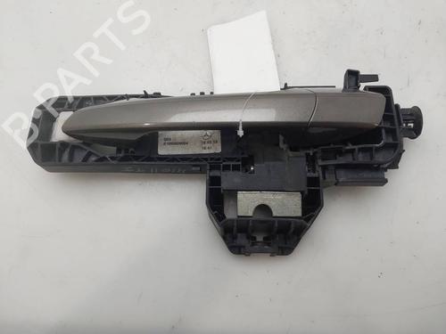 Used Rear left exterior door handle Rear left exterior door handle MERCEDES-BENZ A-CLASS (W176) A 200 CDI (176.001) (136 hp) 39988662 39988662