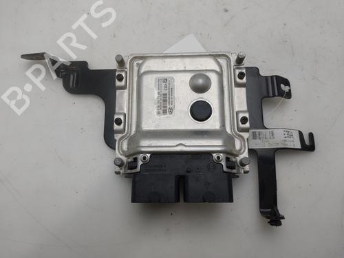 Used Engine control unit (ECU) Engine control unit (ECU) HYUNDAI i20 II (GB, IB) 1.2 (84 hp) 35812083 35812083