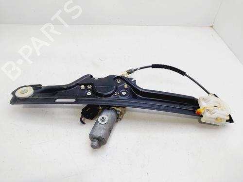 Alzavetro posteriore destra BMW X6 (E71, E72) xDrive 30 d (235 hp) 31265747