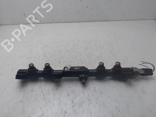 injection-rail-ford-mondeo-iii-b5y-2000-2001-2002-2003-2004-2005-2006-2007-34271107 main image