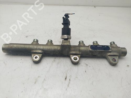 Used Injection rail FIAT PUNTO (188_) 1.9 JTD 80 (188.237, .257, .337, .357) (80 hp) 21376099