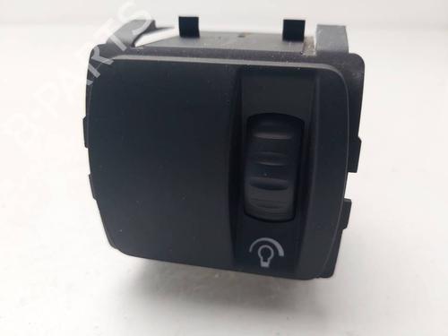 Used Switch Switch RENAULT LAGUNA III (BT0/1) 2.0 dCi (BT01, BT08, BT09, BT0E, BT0K, BT12, BT1C, BT1D,... (150 hp) 39960264 39960264