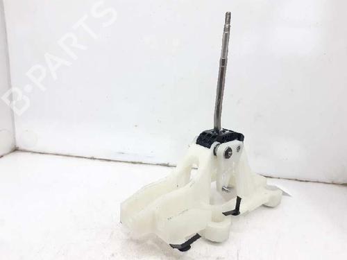 Used Gear lever MITSUBISHI ASX (GA_W_) 1.6 MIVEC (GA1W) (117 hp) 7422463