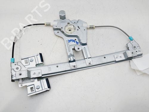 Lève-vitre arrière droit SKODA OCTAVIA I Combi (1U5) 1.9 TDI (90 hp) 31813177