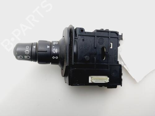 Used Headlight switch RENAULT GRAND SCÉNIC II (JM0/1_) [2004-2009]  30695431