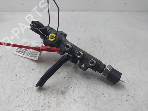 Used Injection rail Injection rail MERCEDES-BENZ S-CLASS (W220, V220) S 400 CDI (220.028, 220.128) (250 hp) 32411081 32411081