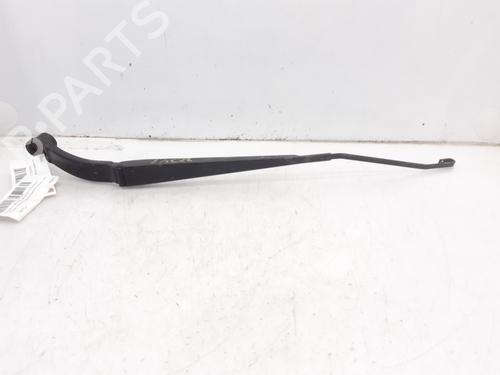 Front windshield wiper arm SUBARU LEGACY V Estate (BR) 2.0 D AWD 7847LH |