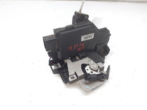 front-left-lock-audi-a4-b6-8e2-20-401837015-2000-2001-2002-2003-2004-2005-10085981 main image