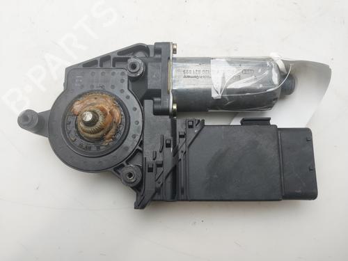 Used Left front window motor Left front window motor VW PASSAT B5 (3B2) 1.9 TDI (90 hp) 33287060 33287060