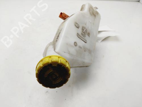 Used Brake master cylinder PEUGEOT 2008 I (CU_) [2013-2025]  25913619