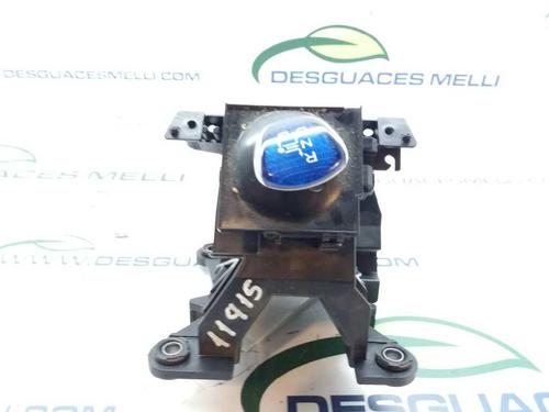 Gear lever TOYOTA AURIS (_E15_) 1.8 Hybrid (ZWE150_, ZWE150R) | BP9130611M90 