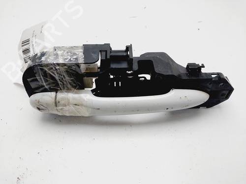 Klamka zewnętrzna drzwi przednich lewych RENAULT FLUENCE (L3_) 1.6 16V (L301, L30P, L30R) 806070032R |
