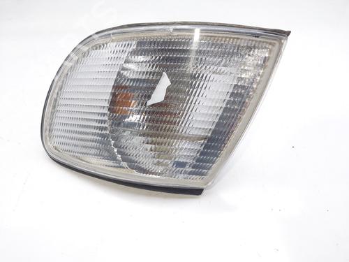 Pisca frente esquerdo AUDI A6 C4 (4A2) 2.5 TDI (140 hp) 4A0953049D |