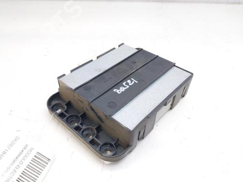 Used Electronic module VW GOLF VI (5K1) 1.6 TDI (105 hp) 12859176